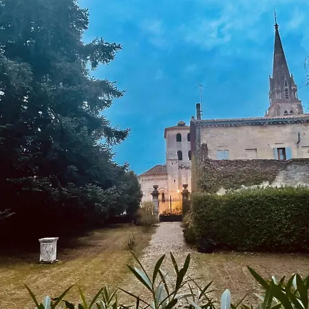 Le Grand Manoir D'aleksandr فيلة Saint-Medard-de-Guizieres