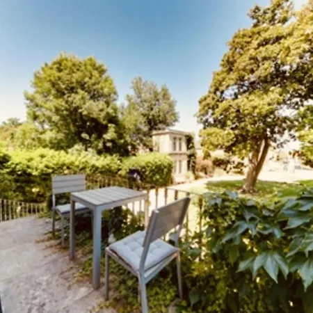 Le Grand Manoir D'aleksandr