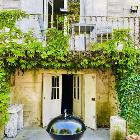 Le Grand Manoir D'aleksandr فيلة