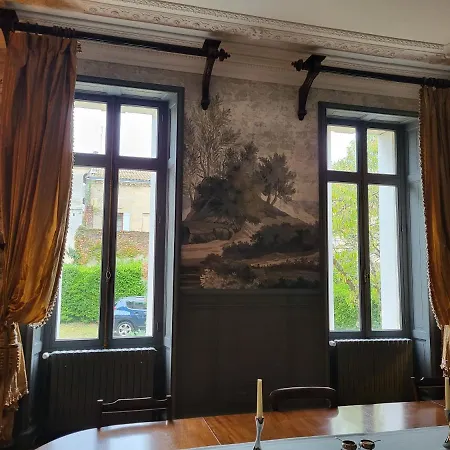Le Grand Manoir D'aleksandr فيلة